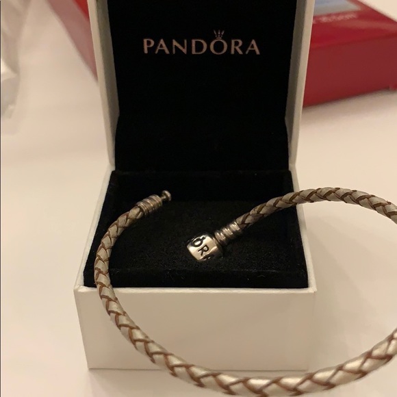 Pandora Jewelry - Pandora leather and silver bracelet Pandora Jewelry - Pandora leather and silver bracelet